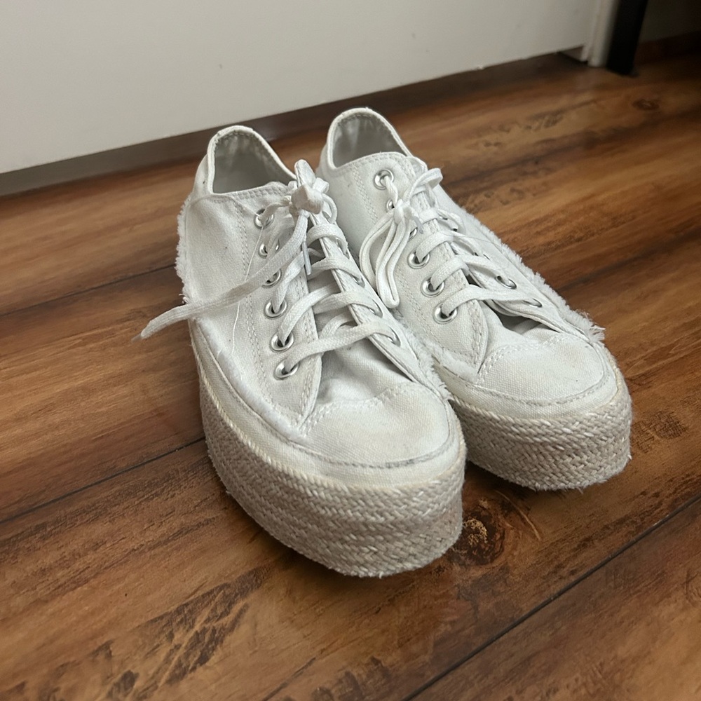 Bo Ho Converse